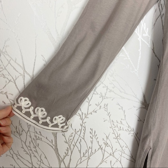 INC International Concepts Taupe Embellished Pima Cotton V-Neck Top Large - Picture 7 of 12